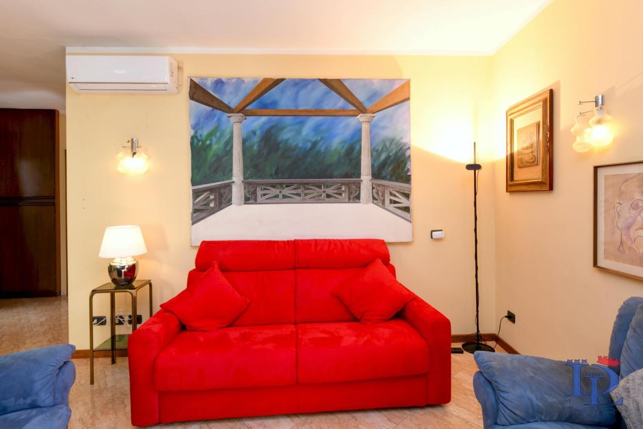 Desenzanoloft Official Partner Marriott Homes & Villas - Queen Of Sirmione Castle View Ngoại thất bức ảnh