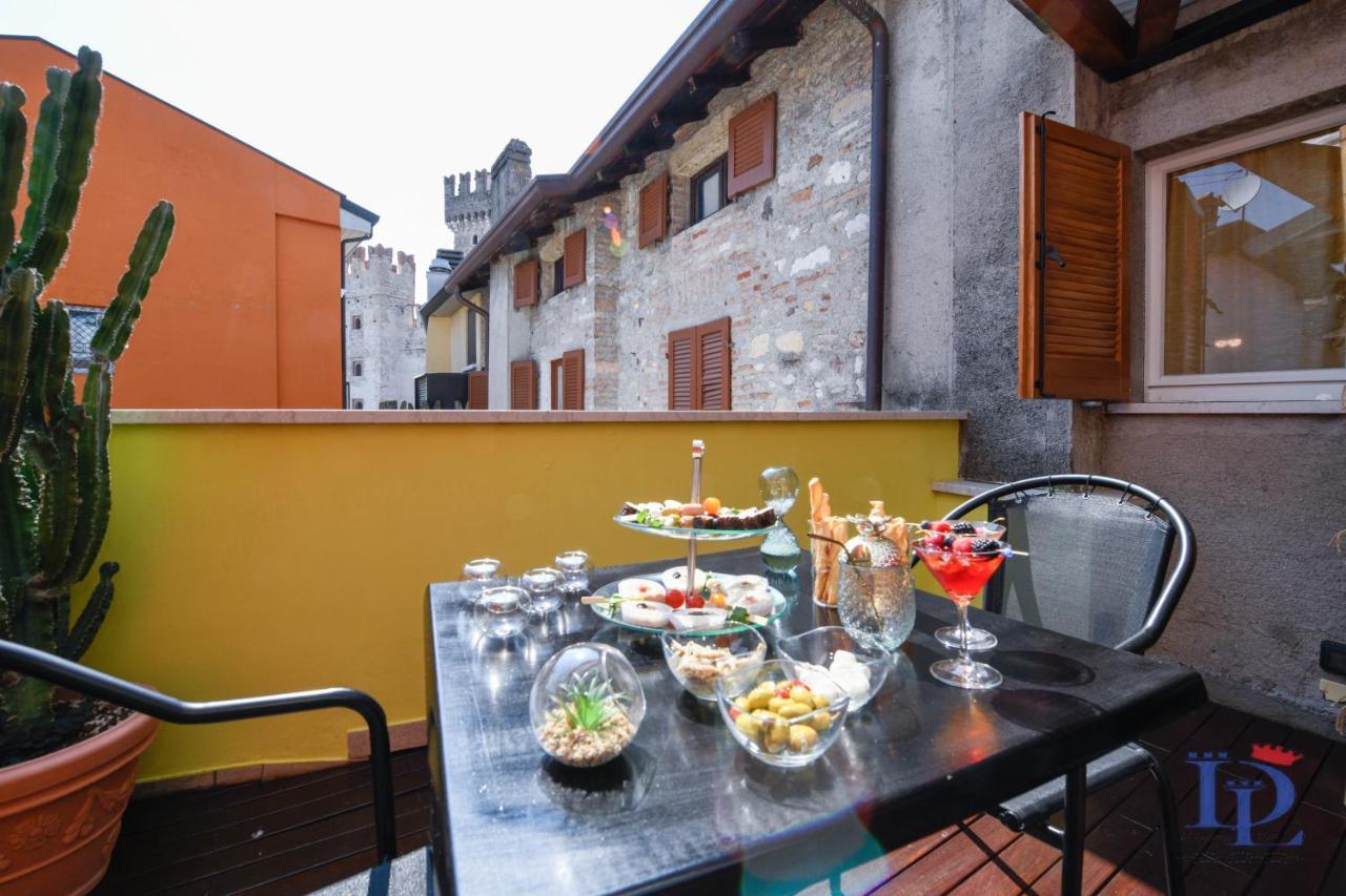 Desenzanoloft Official Partner Marriott Homes & Villas - Queen Of Sirmione Castle View Ngoại thất bức ảnh