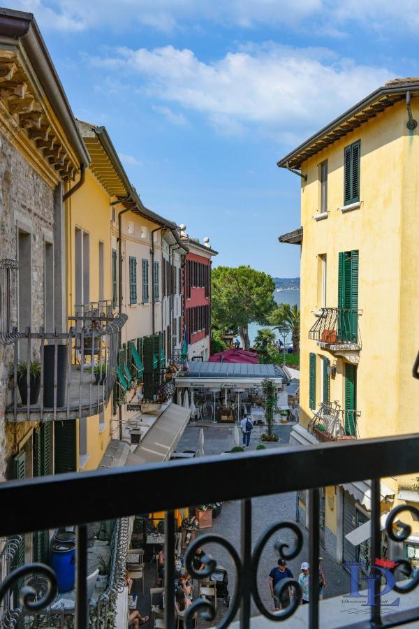 Desenzanoloft Official Partner Marriott Homes & Villas - Queen Of Sirmione Castle View Ngoại thất bức ảnh