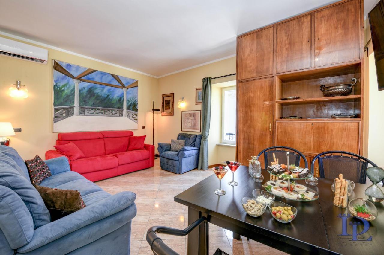 Desenzanoloft Official Partner Marriott Homes & Villas - Queen Of Sirmione Castle View Ngoại thất bức ảnh